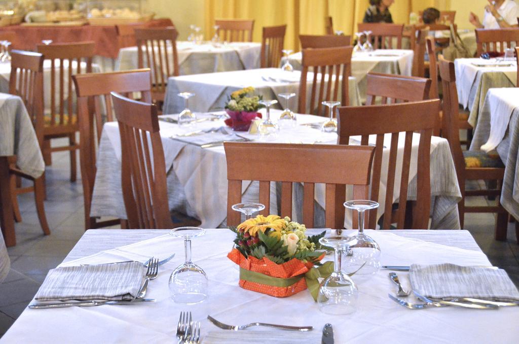 לידו די בולנו Club Village & Hotel Spiaggia Romea מראה חיצוני תמונה