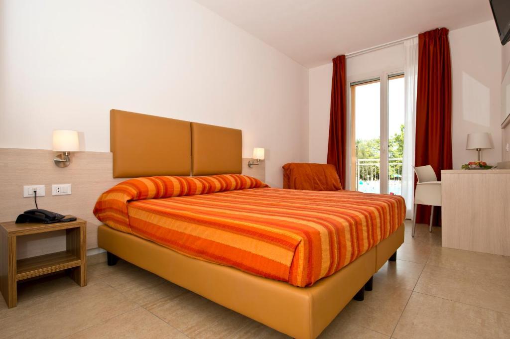 לידו די בולנו Club Village & Hotel Spiaggia Romea חדר תמונה
