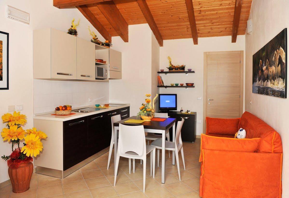 לידו די בולנו Club Village & Hotel Spiaggia Romea מראה חיצוני תמונה